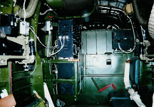 B-25 liaison set installation